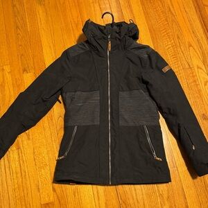 Small Roxy Black Jacket with DryFlight Technology (women)